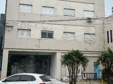 Almirante Brown 6225 Piso 1 Dto. F – Cod.: 8683