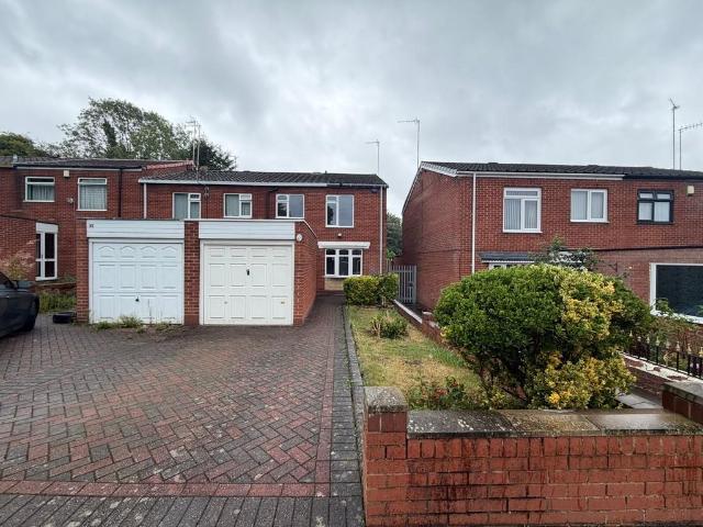 Almond Croft, Birmingham B42 3 bed semi detached house to rent £1,300 pcm £300 pw