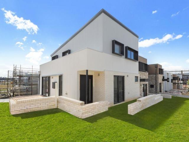 Almost Complete 4 Bedroom Home Opposite Googong Town Centre