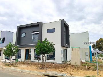 Almost completed ! Self live in and Investment high potential property