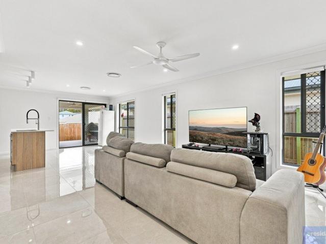 Almost New Modern Living with an Elevated Outlook