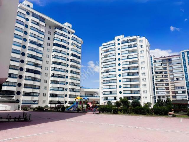 Alavardı Mh. Karşıyaka Konutları Kiralık 3+1 Daire