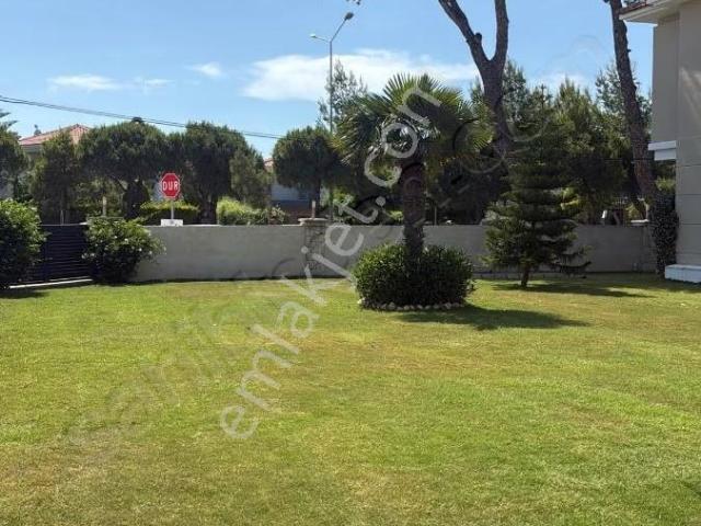 Alaçatı Çamlıkyol Fırsat Villa