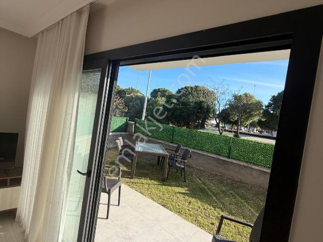 Alaçatı Gayrimenkulden Ilıca Merkeze Yakın Kiralık Daire