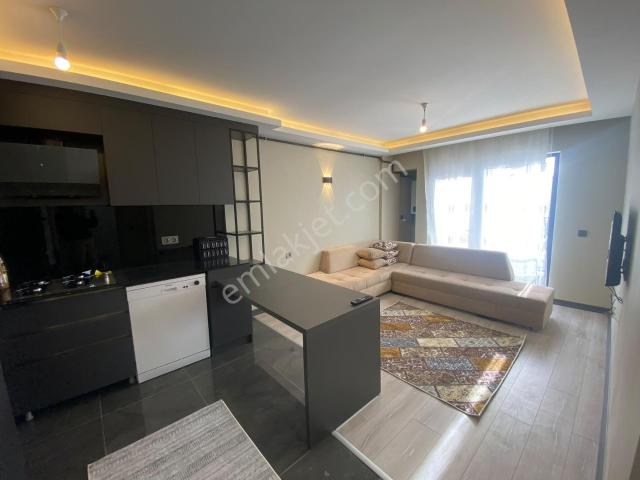 Alaçatı'dan Arakat Eşyalı Kiralık 1+1 Daire