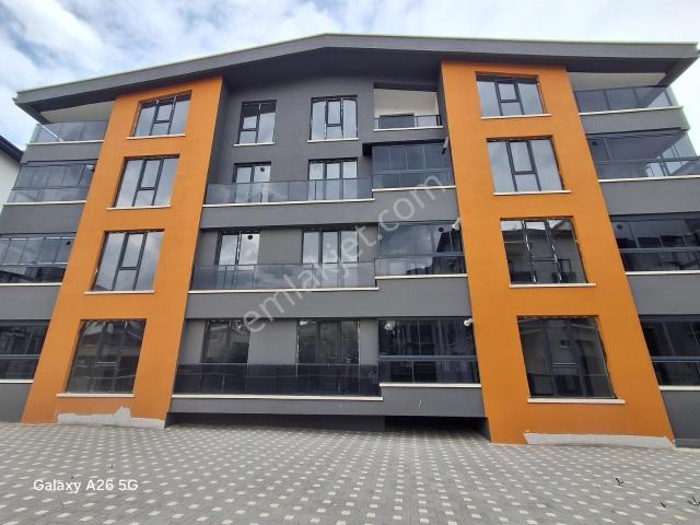 Alaçatı'dan Brüt 60metre² Geniş, Ferah, Cambalkonlu Kiralık 1+1