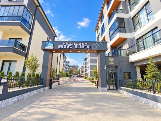 Alaçatı'dan İncek'te Bulvara 100 M | Güvenlikli Sitede 1+1