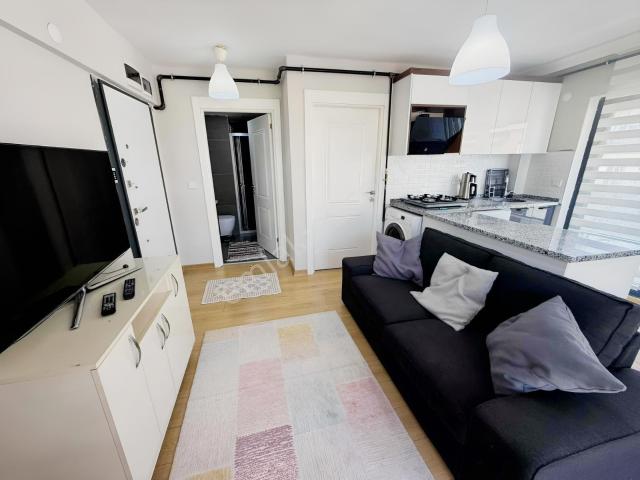 Alaçatı'dan İncekte Bulvara 50m/arakat/full Eşyalı 1+1 Kiralık