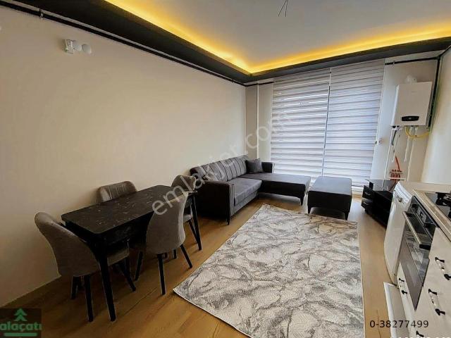 Alaçatı'dan İncek'te Eşyalı Satılık 2+1 Daire