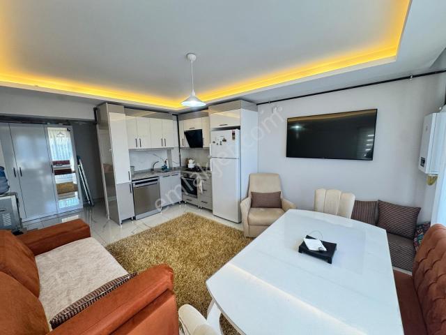 Alaçatıdan İncekte/bulvarda/iskanlı/eşyalı/2.katta/satılık 1+1