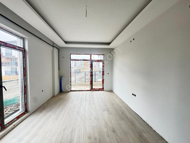 Alaçatıdan İncekte/yerden Isıtmalı/2.katta Güney Cephe 1+1