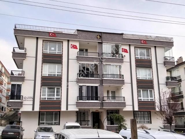 Alaçatı'dan Karapürçek Merkezde Teraslı 6+1 Satılık Fırsat Daire