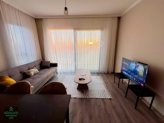 Alaçatı'dan Sıfır Eşyalı Kiralık Arakat Daire