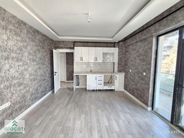 Alaçatı'dan sıfırbulvara yakınön cepheyerden ısıtma kiralık