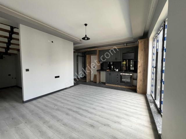 'alaçatı'dan Taşpınar ' Da Lüks Kiralık 2+1 Daire