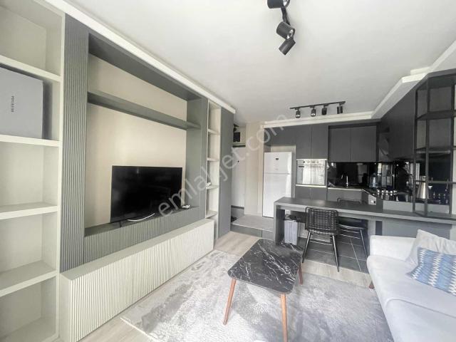 'alaçatı' Dan Taşpınarda Lüx Yapılı Eşyalı Kiralık 1+1 Daire