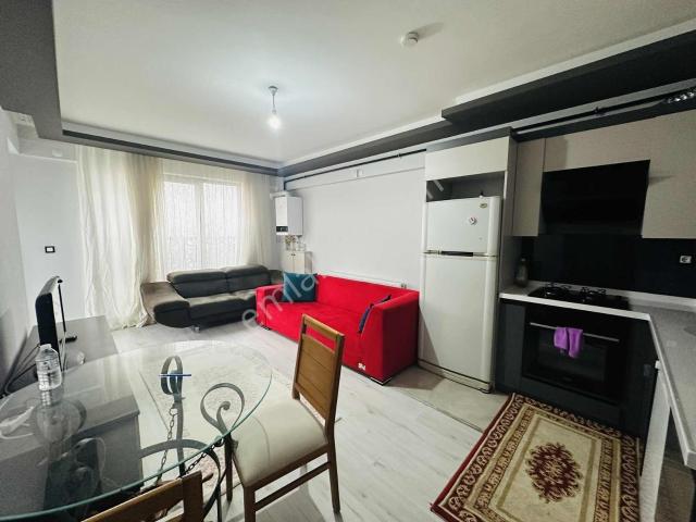 Alaçatıdan Toplu Taşımaya Yakın Uygun Eşyalı 1+1