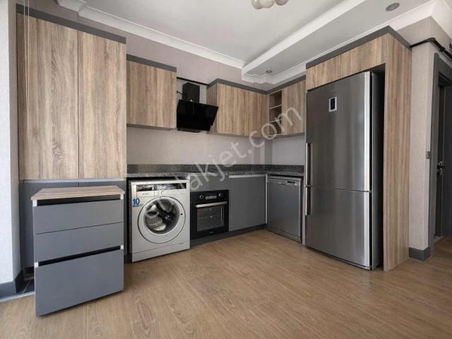 Alaçatı'dan/cam Balkon/kat Konumunda/sıfır Eşyalı/ultra Lüx 1+1