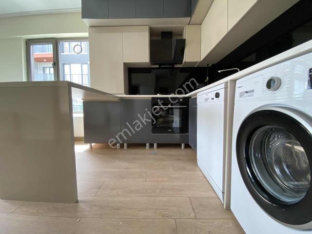 Alaçatı'dan/ara Katta/fiber Altyapı/sıfır Eşyalı/ultra Lüx 1+1