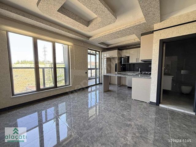alaçatı İNCEK'TE ÖN CEPHE VADİ MANZARALIŞIK &LÜKS TASARIM 2+1