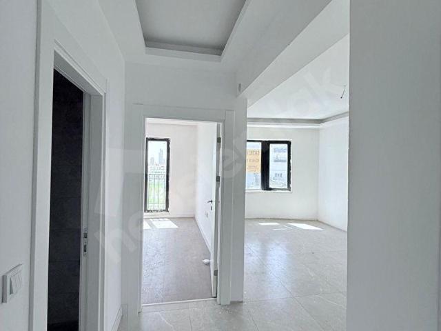 ALAÇATI PREMİUM'DAN^OTURUMA HAZIR^ARAKAT^SIFIR DAİRE
