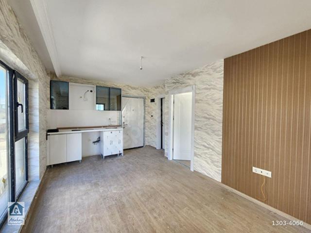 ALAÇATI'DAN BULVAR DİBİNDE ARA KATTA SIFIR DAİRE