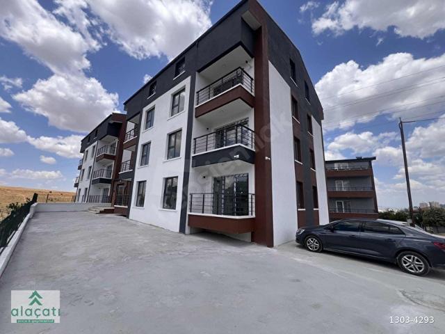ALAÇATI'DAN İNCEK'TE İSKANLI FIRSAT 3+1 DAİRE