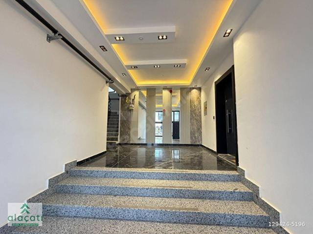 ALAÇATI'DAN İNCEK'TE YERDEN ISITMALI ARAKAT DÜZ 2+1