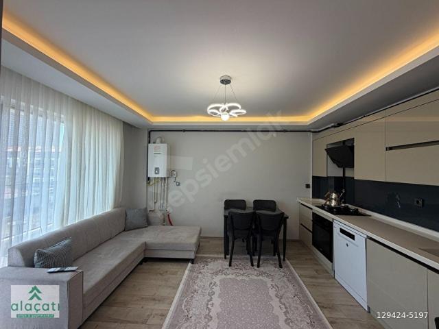 ALAÇATIDAN İNCEK'TE 3+1 EŞYALI KİRALIK
