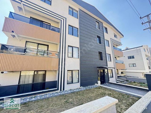 ALAÇATI'DANBAGIMSIZ MUTFAKİSKANLICADDE YAKINI KULLANIŞLI 2+1