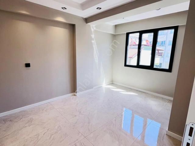 Alaşehir Merkez'de 3+1 Modern Ve Sıfır Daire
