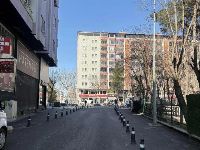 Alaaddin Okçu K İ R A L I Y O R Diyarbakır Cad. 3+1 Ofis