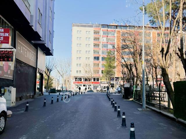 Alaaddin Okçu K İ R A L I Y O R Diyarbakır Cad. 3+1 Ofis