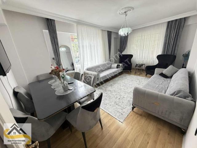 Alacatı İnş Alıbeyköy Karadolap 2+1 100m2 3 Kat Satilik Daire