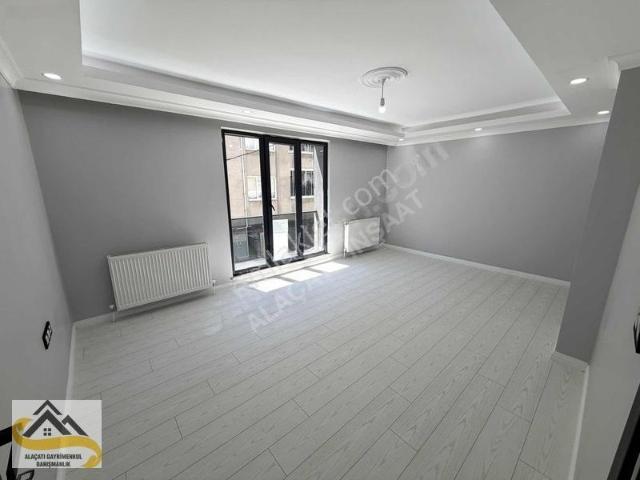 Alacatı İnş Gazi Eski Karakol Da 2+1 90 Mt Satilik Lüks Daireler
