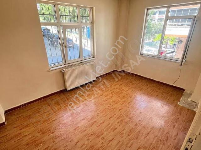 Alacatı İnş Yunusemrede 2+1 Kiralik Bekara Uygun Giriş Daire