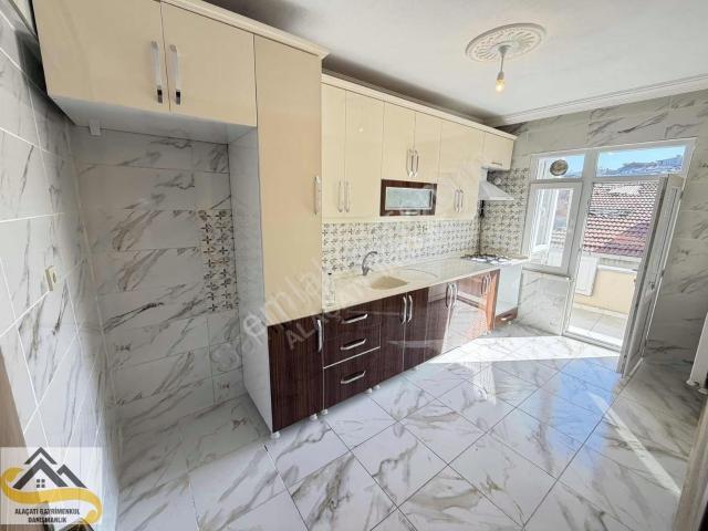 Alacatı İnş Yunusemrede 3+1 120 Mt Kiralik Daire