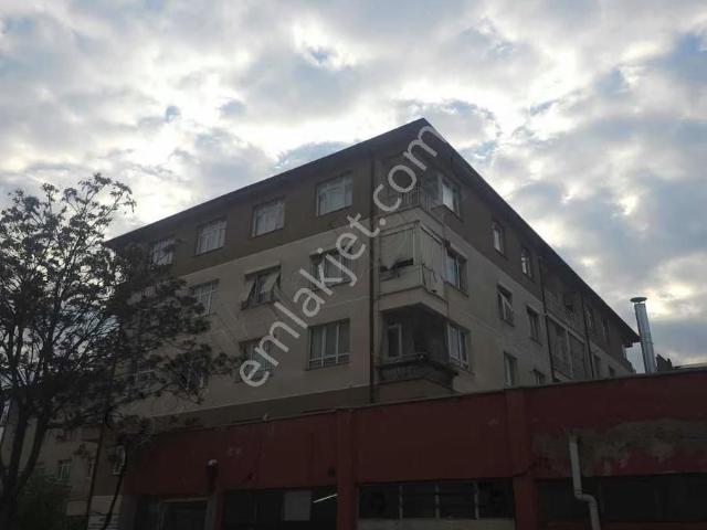 Alaeddin İlk Okulu Karşısı Işıklar Mahallesi Arakat 3+1 Daire