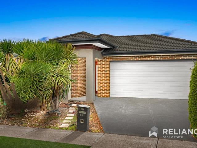 Alamanda School Zone Family Home at its Finest! Four Beds | Move In Ready