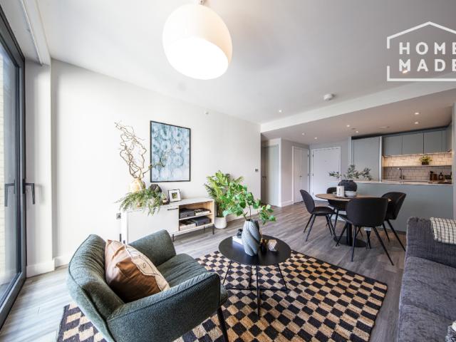 Alameda, HA9 2 bed apartment to rent £2,680 pcm £618 pw