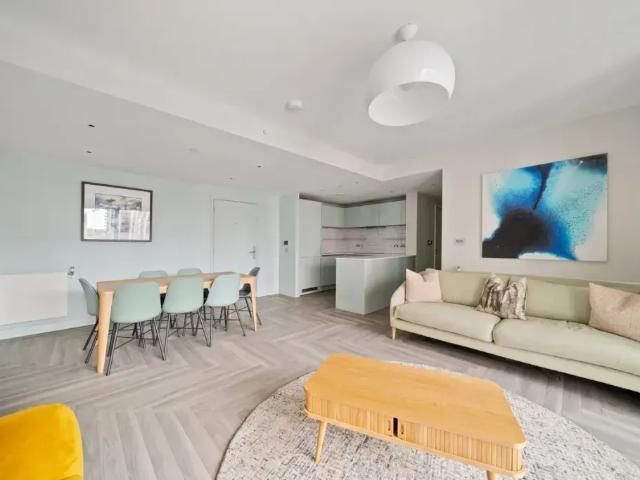 Alameda Wembley, Olympic Way, Wembley HA9, 3 bed flat to rent, £3,455 pcm | PrimeLocation