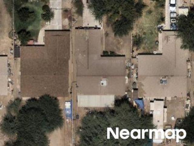 Alamo St