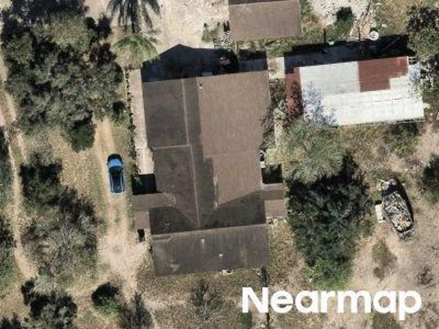 Alamo St