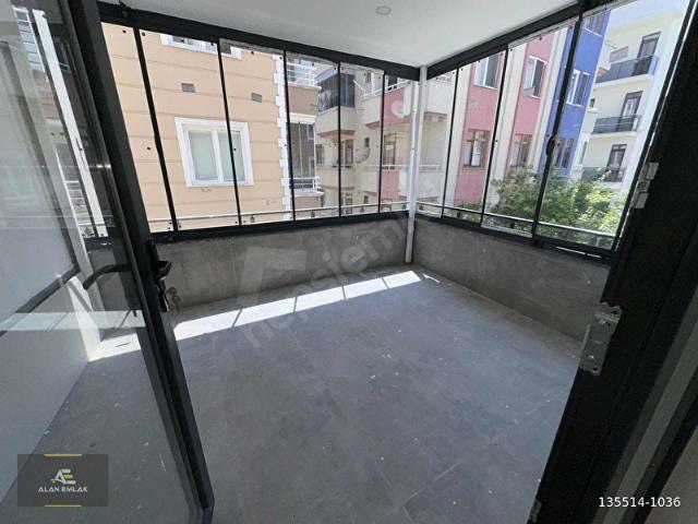 ALAN EMLAK  Mükemmel Kon. İster Ofis, İster Mesken, Geniş Balkon