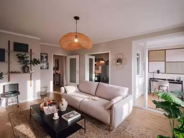 Alanis 1 bedroom and office in Schöneberg