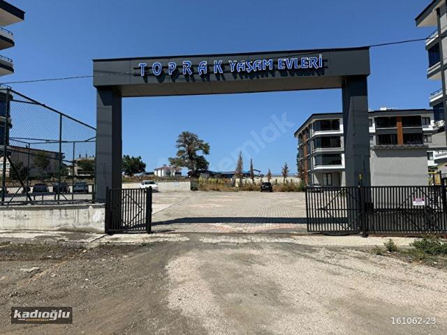 Alanlı Mahallesinde Site İçerisinde 2+1