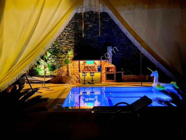 Alanya\tepe Kiralık 3+1 Lüx Müstakil Havuzlu