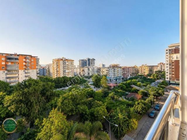 Alanya 3+1 Satılık Daire Ayrı Mutfaklı