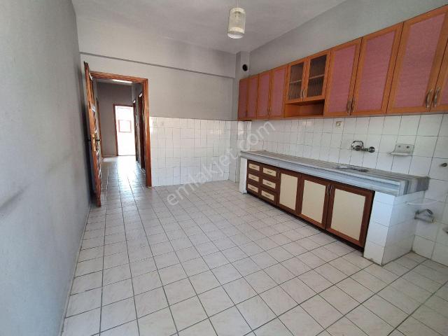 Alanya Cikcilli Ayrı Mutfak Geniş Uygun 2+1