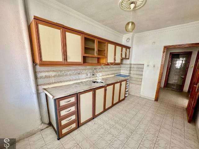 Alanya Cikcilli De Kiralık 2+1 Ayrı Mutfak Geniş Daire